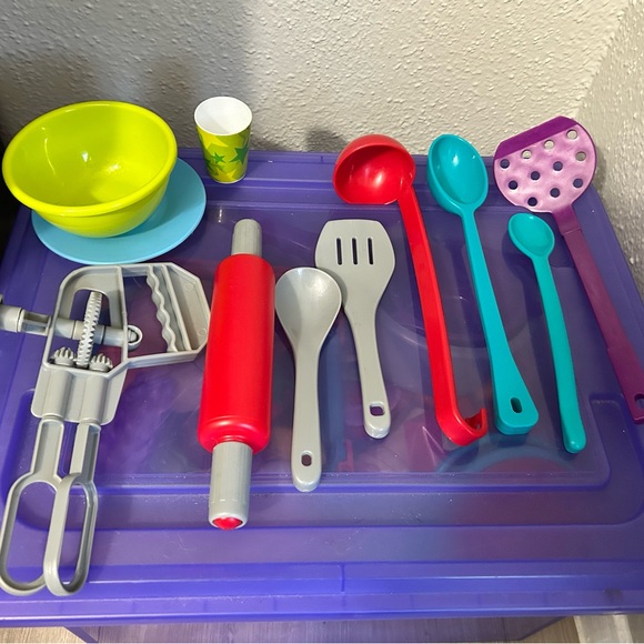 Kids pretend play cooking,kitchen utensils 11 piece set - Picture 2 of 2